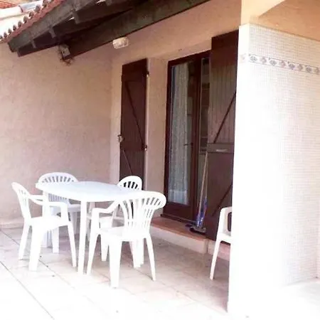 & Villas Olmuccio Aparthotel 3*